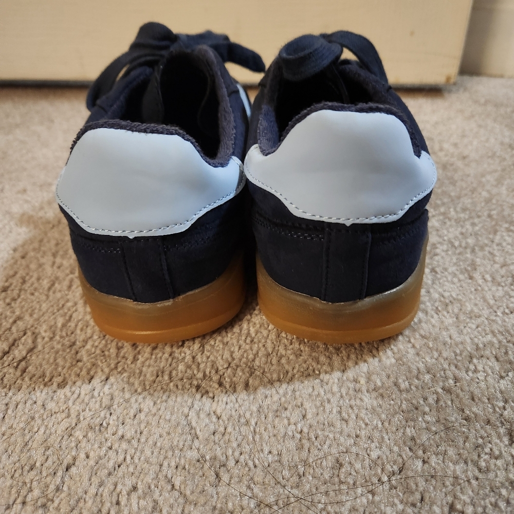 Madden Girl Giia Navy Sneaker Gum Sole 8 - Picture 4 of 7